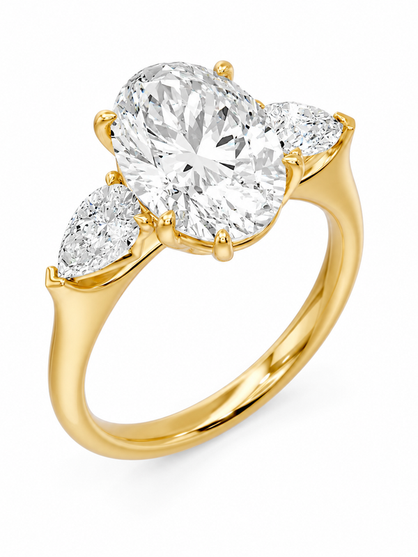 Oval Solitair and 2 Pear - 3 Stone Ring - 4.44 cts