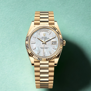 Rolex DayDate Yellow Gold Mother of Pearl