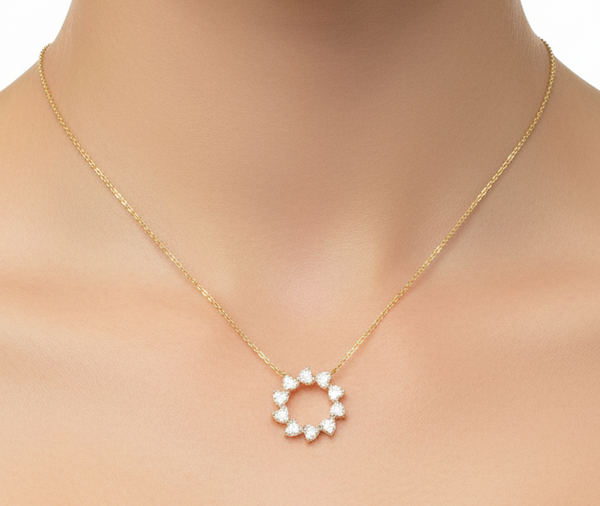 Heart Halo Pendant - Yellow Gold